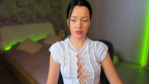 alanamell online show from March 3, 5:31 am