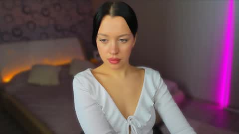 alanamell online show from February 5, 8:21 am