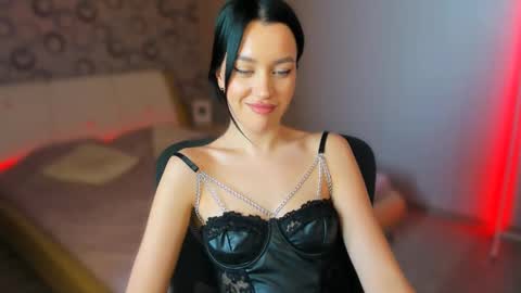 alanamell online show from March 10, 8:17 am