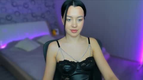 alanamell online show from March 2, 2:30 am