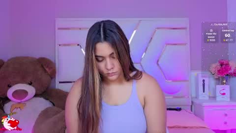 alanarousse_ online show from August 2, 7:15 pm