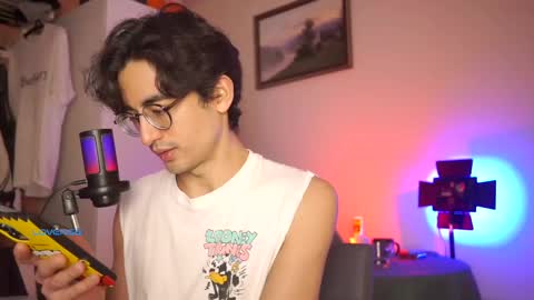 idenavarre online show from January 23, 11:05 pm