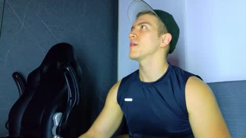 Alan Ferrer online show from February 4, 10:19 am