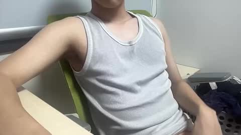 alanwu12 online show from October 1, 7:29 am