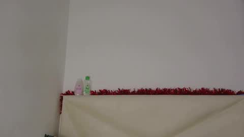 AllylicArabis online show from February 8, 1:36 pm