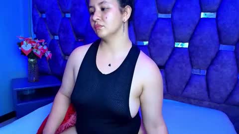 AlaSmith  online show from May 29, 6:44 am