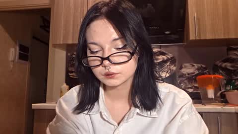 alberthamazierski online show from February 4, 4:11 pm