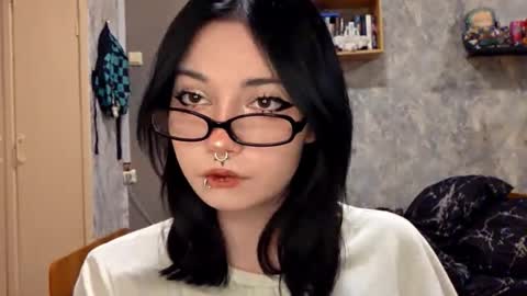 alberthamazierski online show from November 10, 6:21 pm