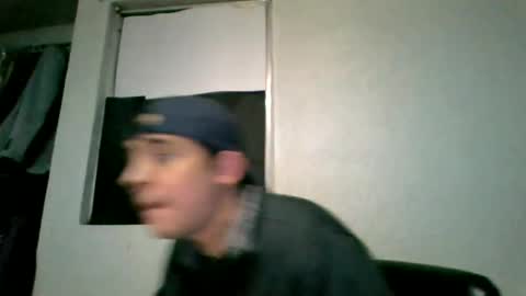 albertoarenas16 online show from May 24, 4:52 am