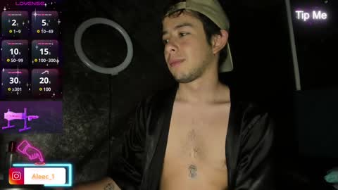 ALEC ANDREWS online show from February 25, 11:04 pm