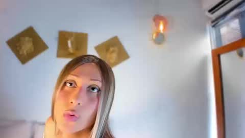 aleexiiaa online show from March 25, 2:46 pm