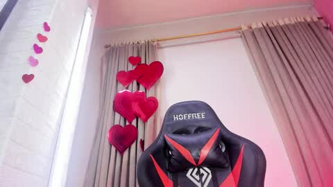 Aleja Hill online show from February 20, 2:33 am