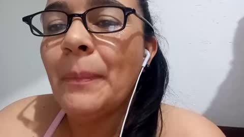 alejakin online show from November 20, 2:43 am