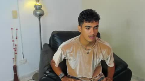 Alejandro williams online show from June 30, 9:13 pm