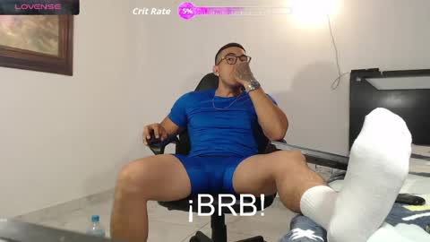 alejandrocock online show from May 4, 10:22 am