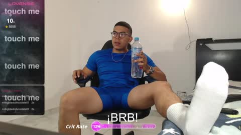 alejandrocock online show from April 11, 9:46 am