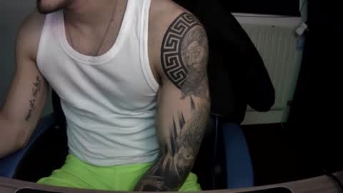 alejoduarte16 online show from November 16, 5:26 pm