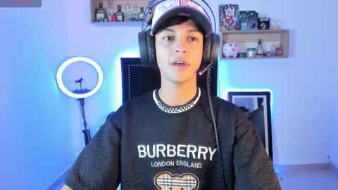 alejo online show from November 11, 8:16 am