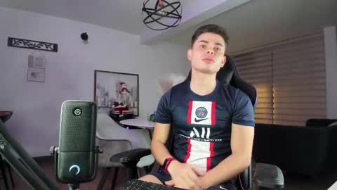 ONLYFANS Alejoo twink online show from November 18, 10:46 pm