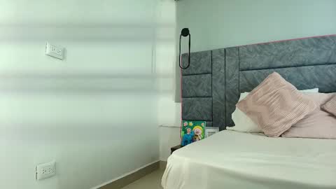 aleka_williams_ online show from November 10, 11:29 pm