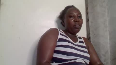 Noreen Kennth and Emilly online show from April 3, 6:53 am