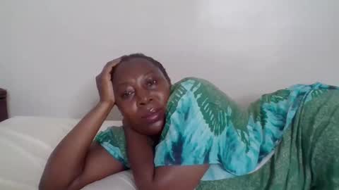 Noreen Kennth and Emilly online show from February 14, 8:17 am