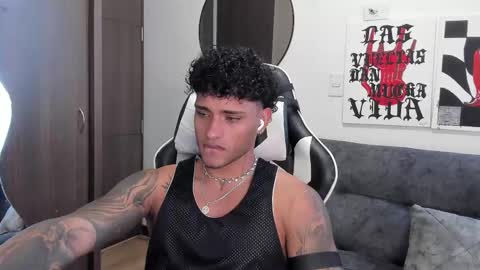 Alessandro Vanni online show from December 22, 3:41 pm