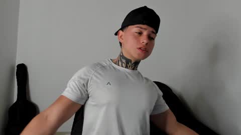 Alessandro online show from June 18, 10:37 pm