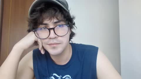 Alessio online show from April 2, 3:41 pm