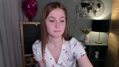 alettablacck online show from October 16, 1:49 am