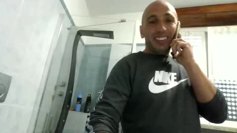 alex120475 online show from April 29, 7:46 am