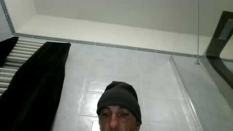 alex120475 online show from March 3, 8:43 am