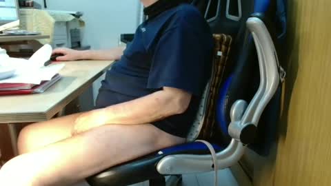 alex47100 online show from April 4, 4:03 pm