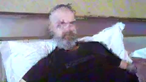 Snapshot of alex80581 chatting on October 5, 7:39 am Alexey online show from October 5, 7:39 am