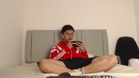 Owen online show from February 1, 1:46 am