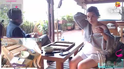 ALEX online show from December 5, 3:43 pm