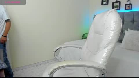 alex online show from February 19, 12:22 pm