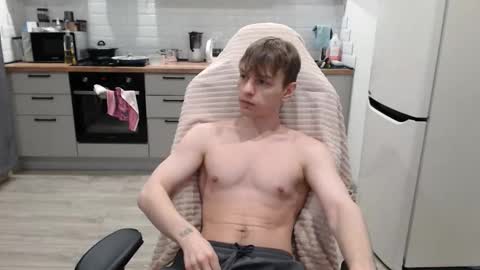 Alex online show from November 9, 10:01 pm