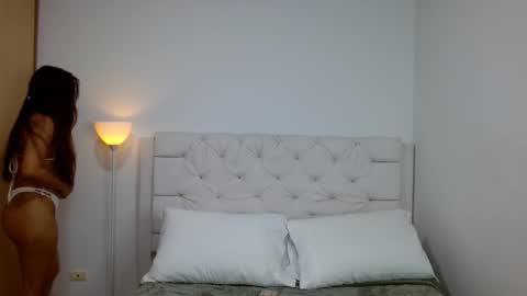 alex_jus1 online show from November 18, 1:08 am