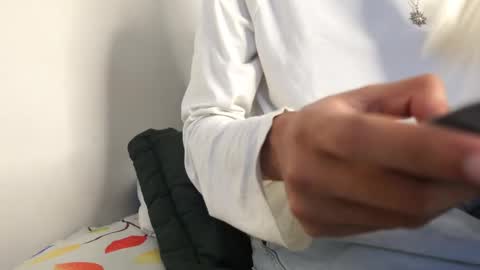 alex_mark_ online show from February 9, 1:15 pm