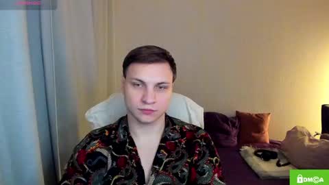 alex_milson online show from March 21, 5:50 pm