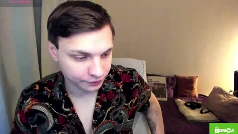 alex_milson online show from March 16, 7:40 pm