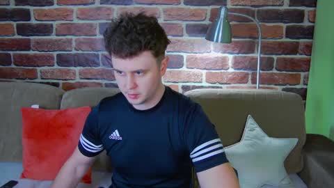 Alex online show from April 19, 6:47 am