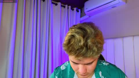 Alex  online show from April 7, 8:00 pm