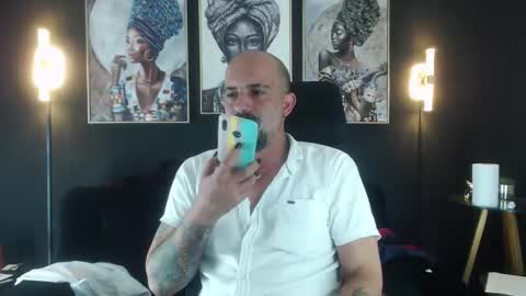 Alex Saints online show from February 8, 9:51 pm