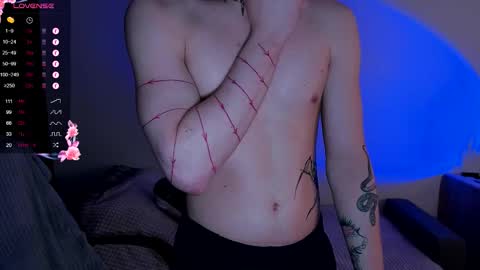 alex_silent online show from November 29, 1:19 pm