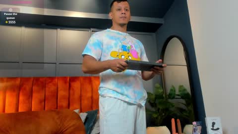 Alex Towers online show from December 28, 6:50 pm