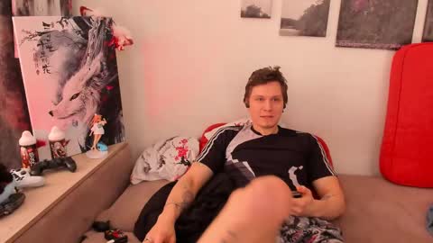 Alex WandHot online show from March 10, 10:28 am