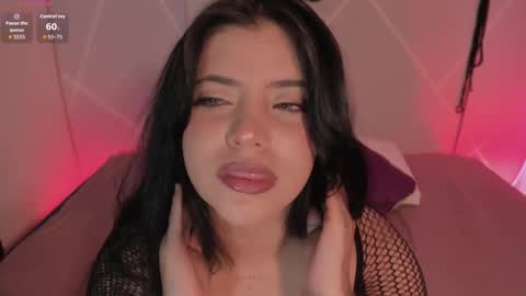 Snapshot of alexa_espinoza chatting on October 7, 12:28 am Alexa  online show from October 7, 12:28 am