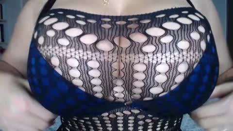 alexa_moreti online show from November 6, 9:34 am